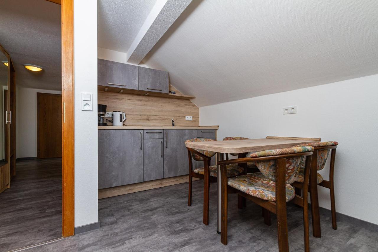 Landhotel Georgshof Huenfeld Room photo